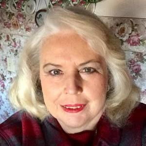 Meet your Posher, Charlotte